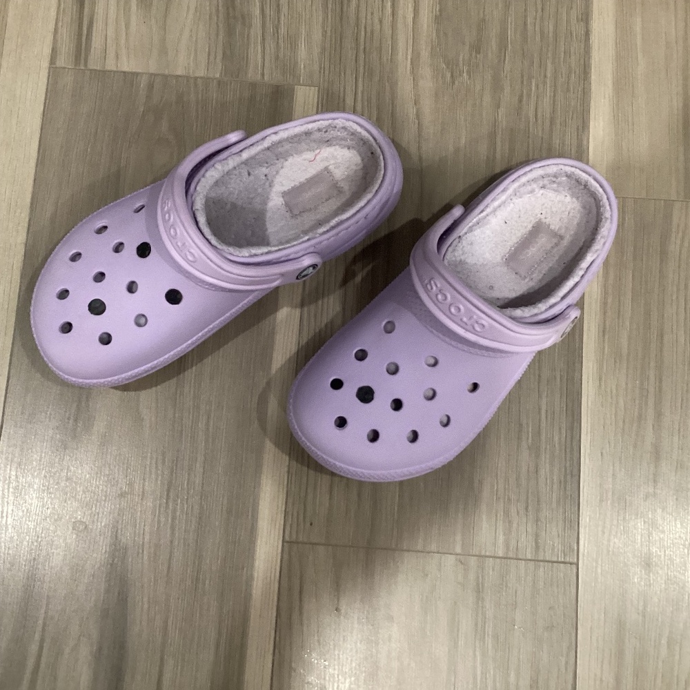 CROCS Classic Lined/ Lavender Size M/5 W/7